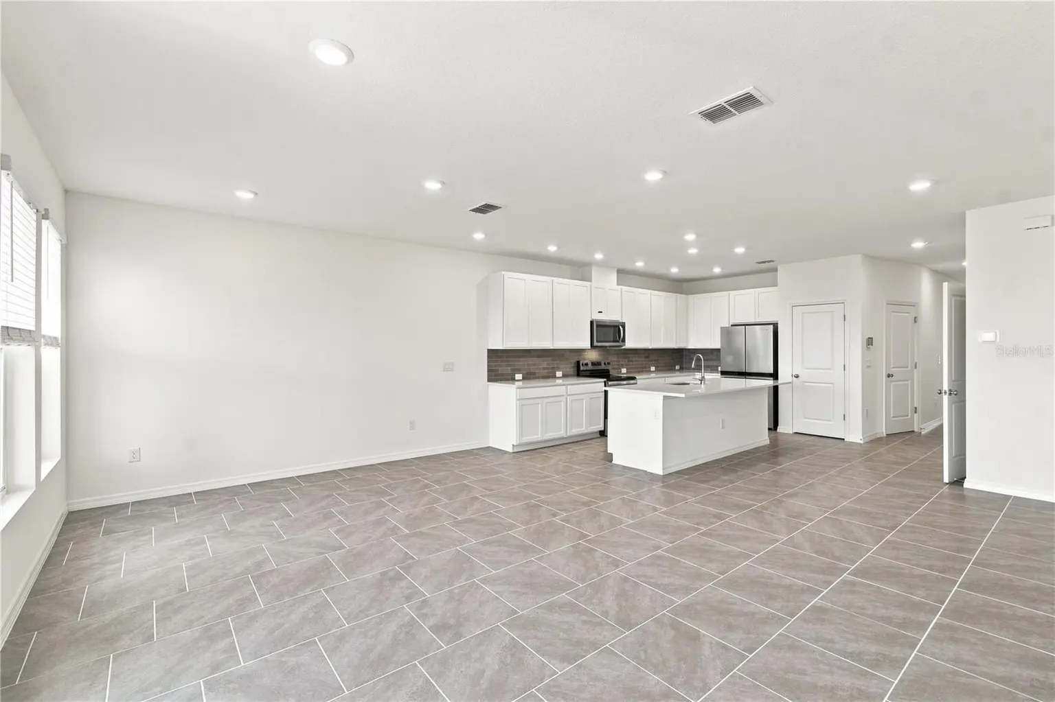 6355 JENSEN VIEW AVENUE, APOLLO BEACH, FL, photo 12 of 32