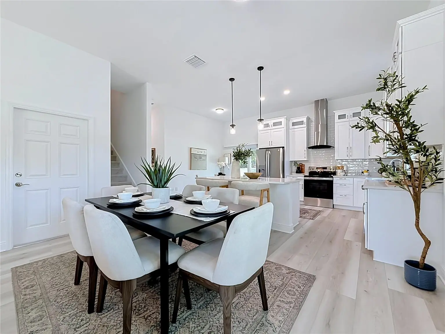 6481 28TH STREET N, ST PETERSBURG, FL, photo 9 of 74