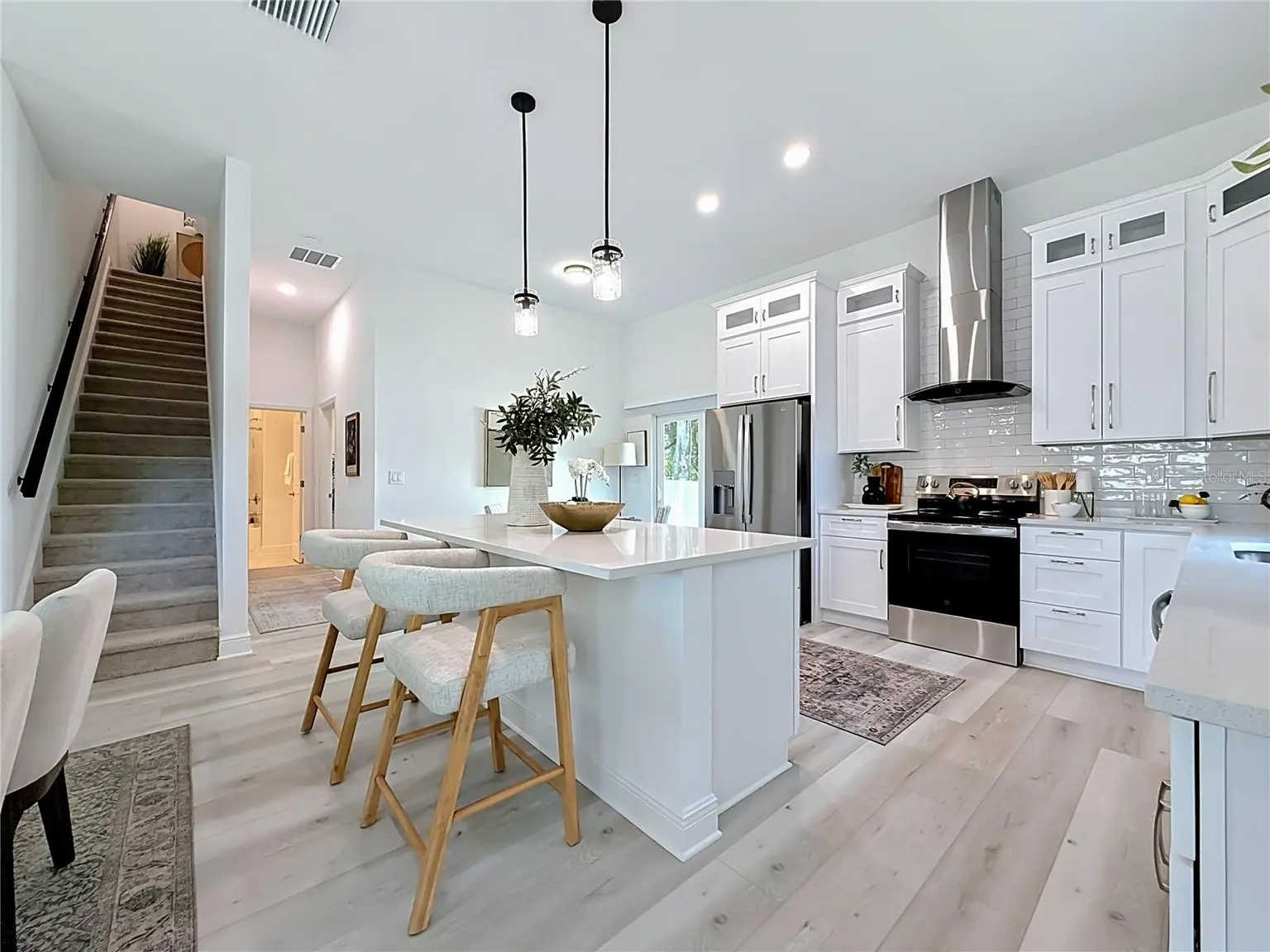 6481 28TH STREET N, ST PETERSBURG, FL, photo 11 of 74
