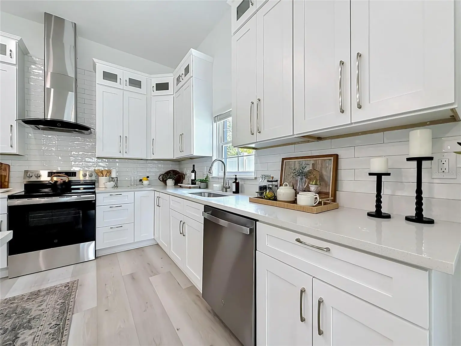 6481 28TH STREET N, ST PETERSBURG, FL, photo 13 of 74
