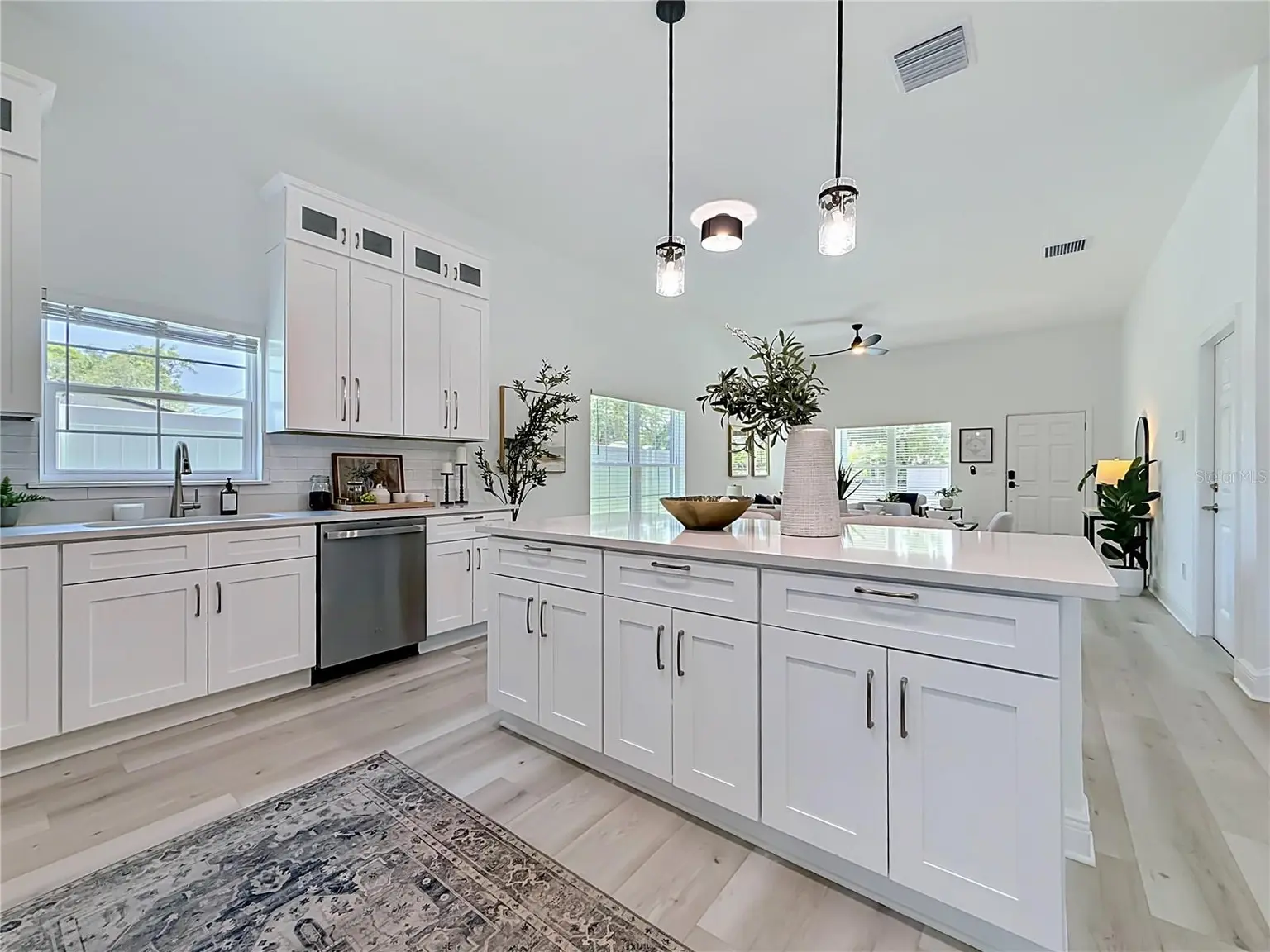 6481 28TH STREET N, ST PETERSBURG, FL, photo 18 of 74