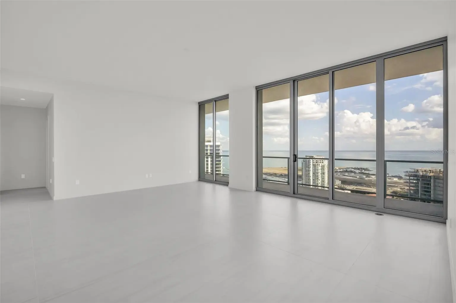 400 CENTRAL AVENUE #2705, ST PETERSBURG, FL, photo 7 of 17