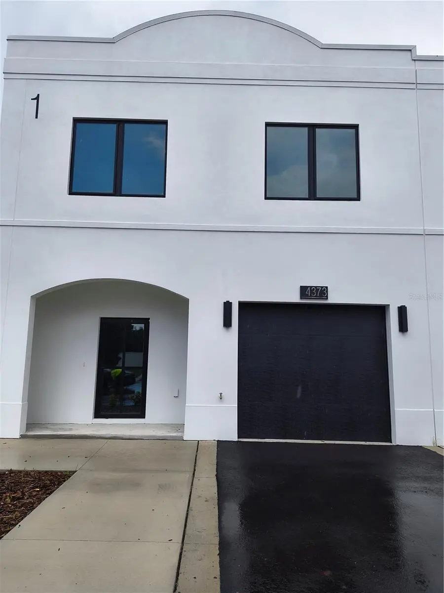 4373 CAMBIO GARDENS COURT, TAMPA, FL