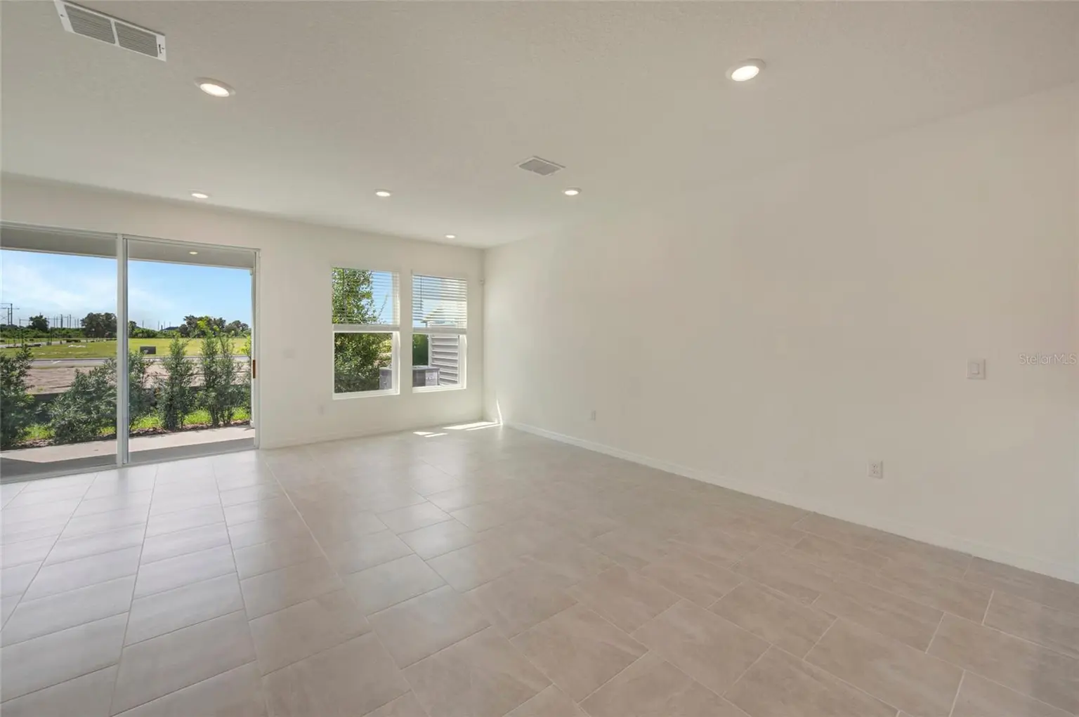 6353 JENSEN VIEW AVENUE, APOLLO BEACH, FL, photo 8 of 31