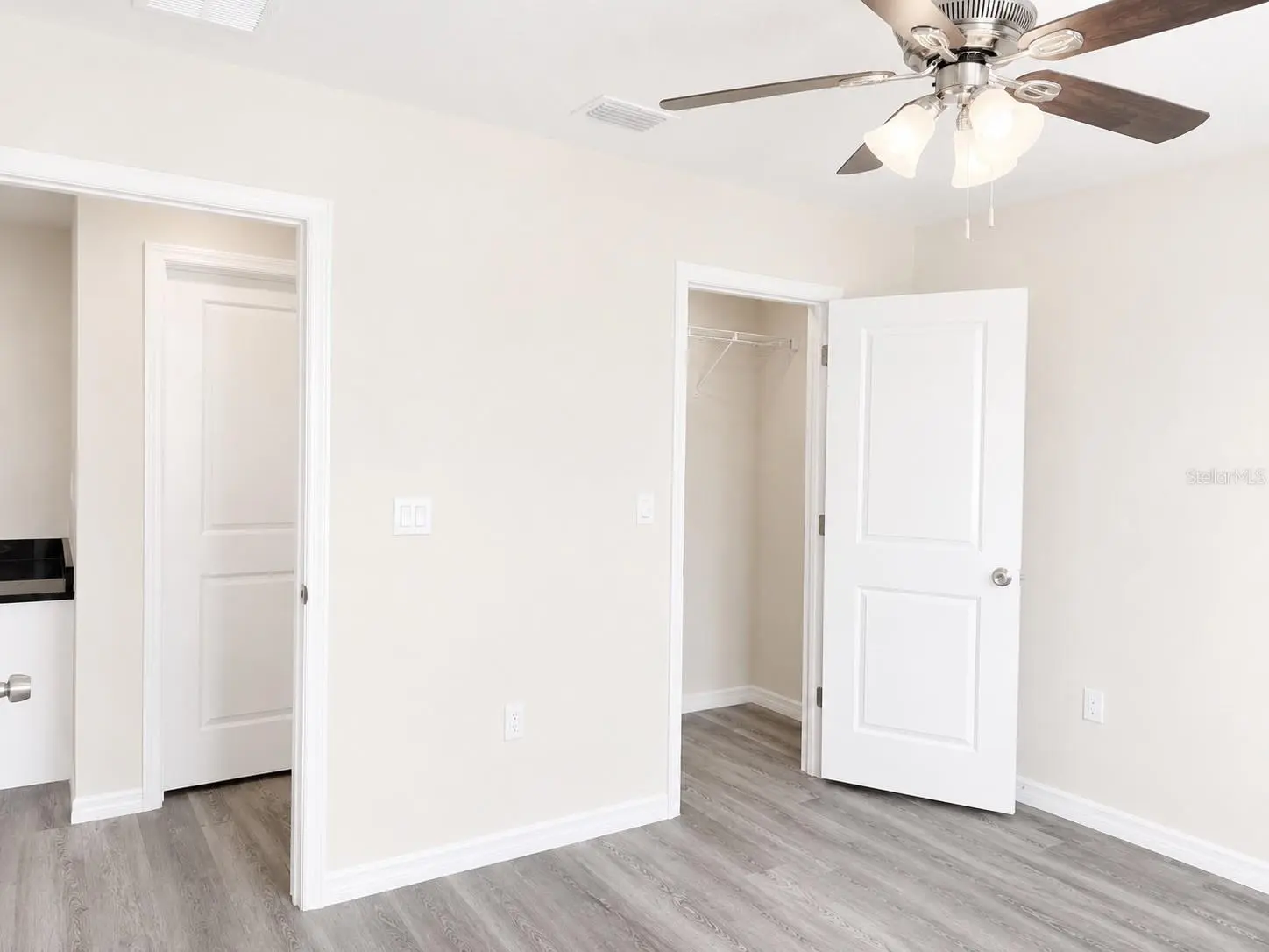 4349 CAMBIO GARDENS CT, TAMPA, FL, photo 15 of 31