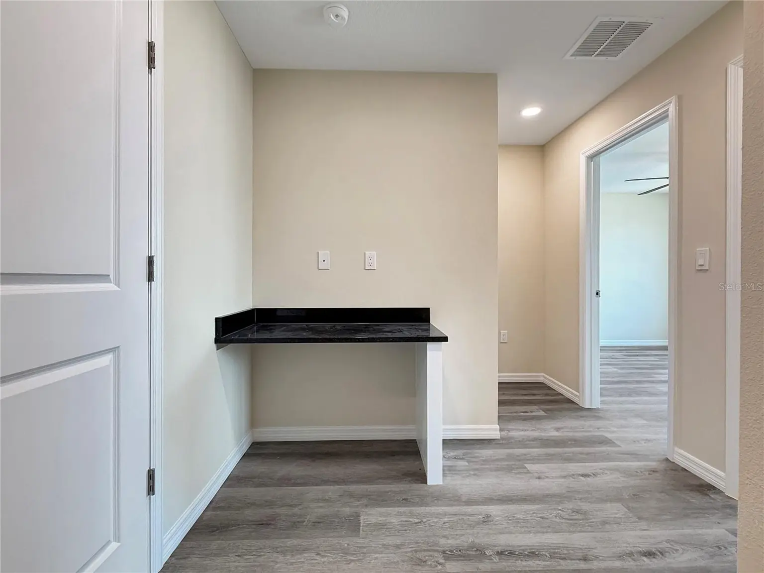4345 CAMBIO GARDENS COURT, TAMPA, FL, photo 22 of 34