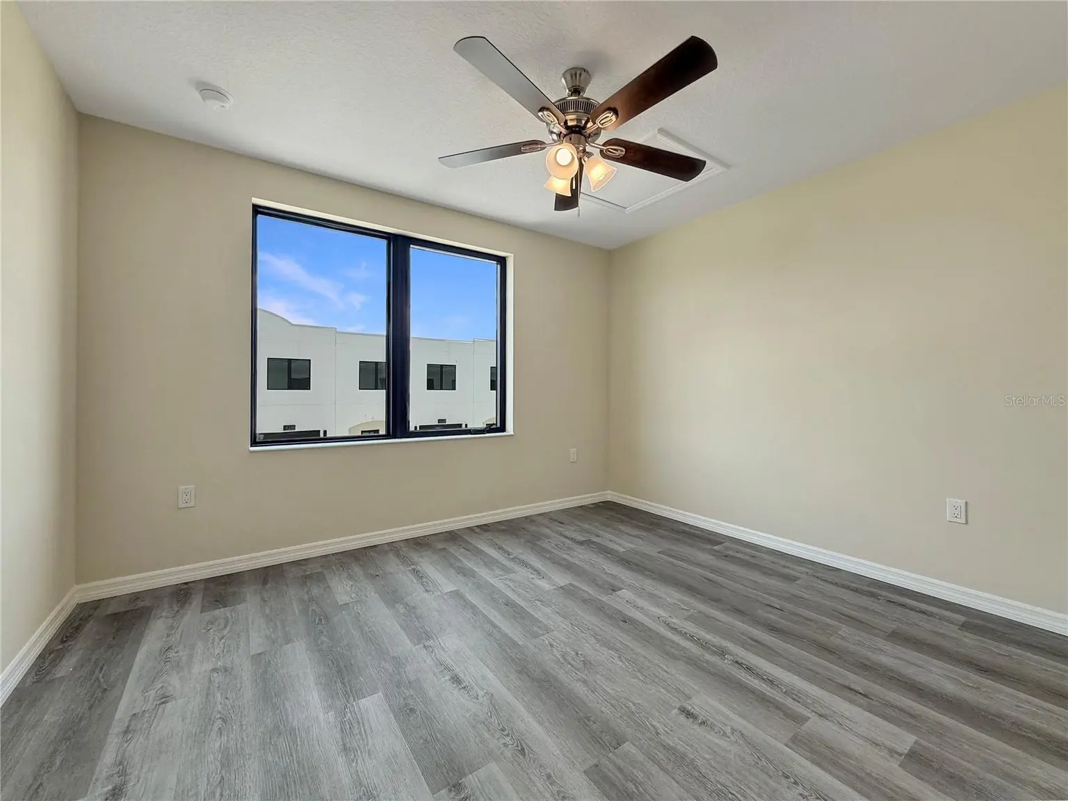 4345 CAMBIO GARDENS COURT, TAMPA, FL, photo 23 of 34