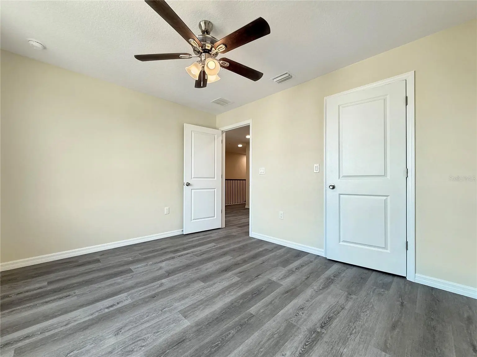 4345 CAMBIO GARDENS COURT, TAMPA, FL, photo 24 of 34