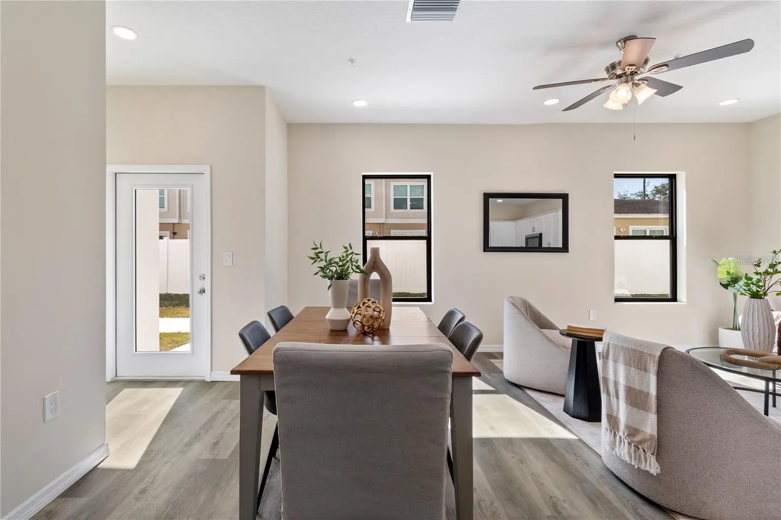 4367 CAMBIO GARDENS COURT, TAMPA, FL, photo 4 of 16