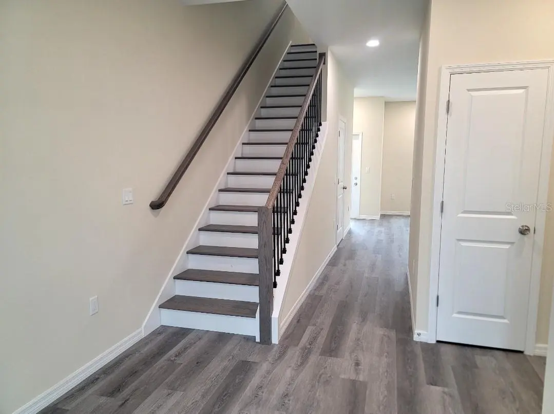 4351 CAMBIO GARDENS COURT, TAMPA, FL, photo 6 of 11