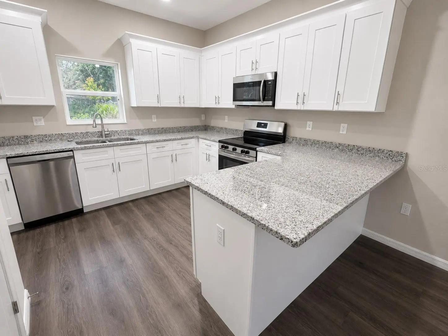 5012 FINDERS CT, TAMPA, FL, photo 6 of 24