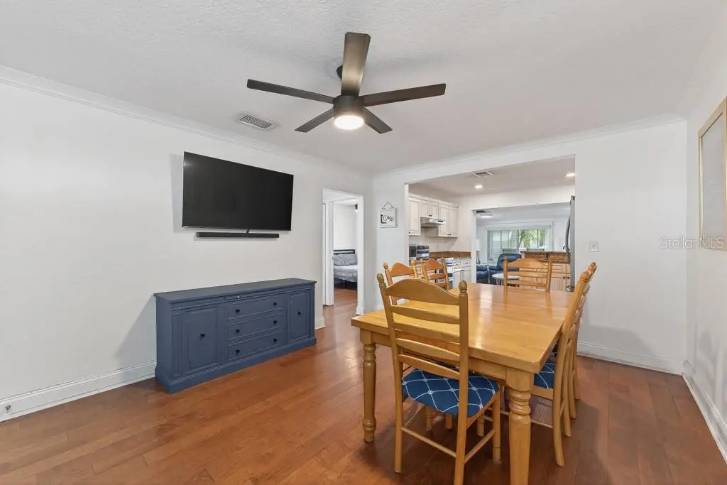 1715 S HUBERT AVENUE, TAMPA, FL, photo 7 of 59