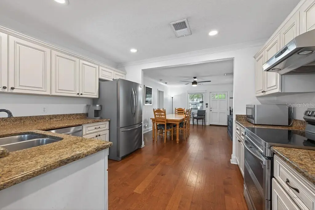 1715 S HUBERT AVENUE, TAMPA, FL, photo 16 of 59