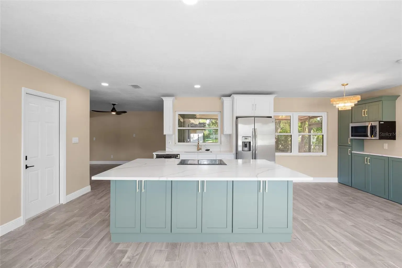 5901 DENVER STREET NE, ST PETERSBURG, FL, photo 10 of 42