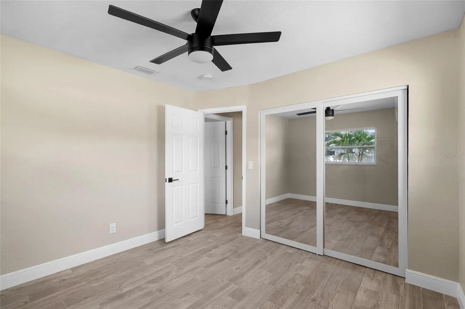 5901 DENVER STREET NE, ST PETERSBURG, FL, photo 20 of 42