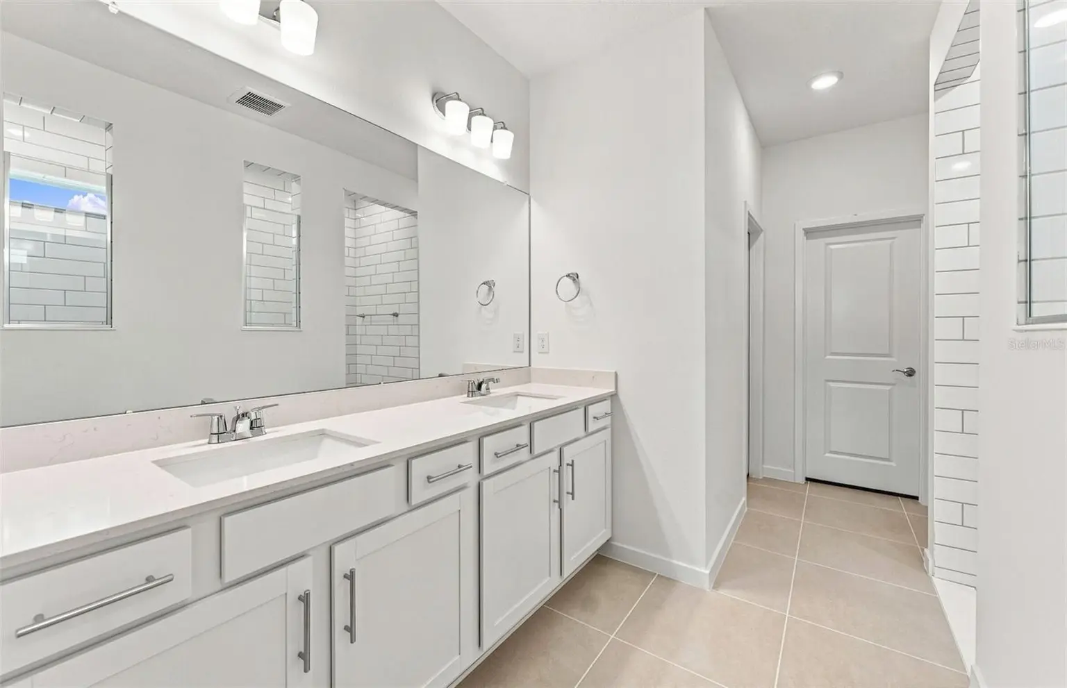 33335 HERDS HALLOW WAY, WESLEY CHAPEL, FL, photo 8 of 32