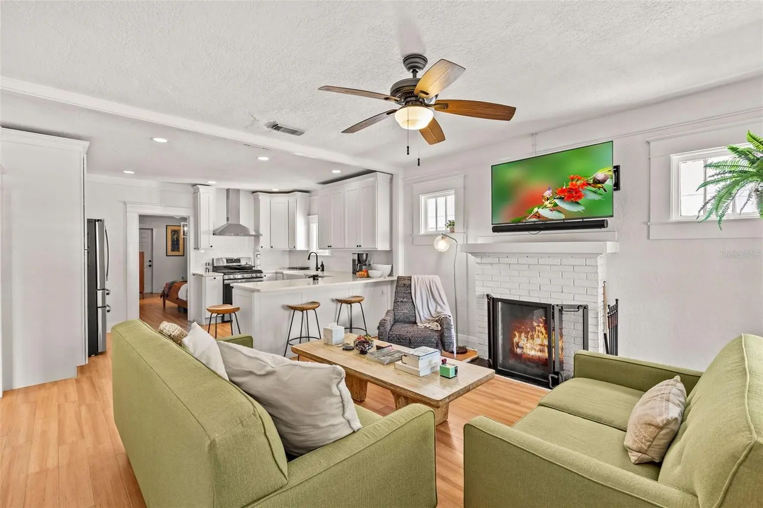 211 S ALBANY AVENUE, TAMPA, FL, photo 11 of 53