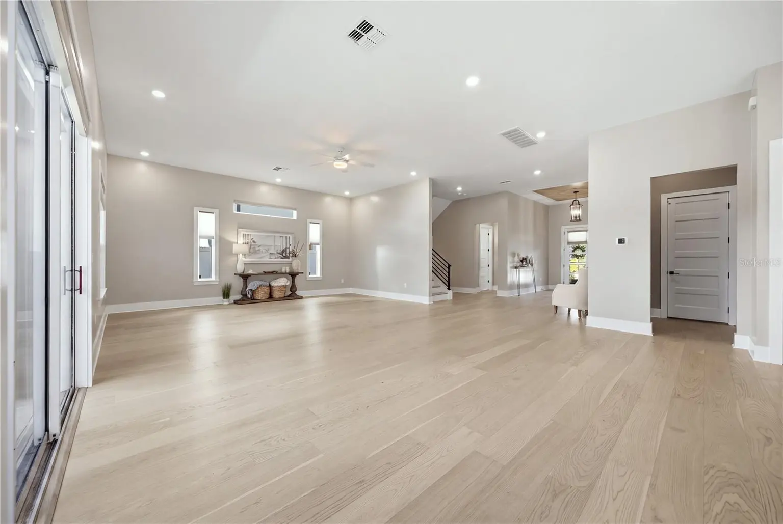 4022 W BAY TO BAY BOULEVARD, TAMPA, FL, photo 5 of 38