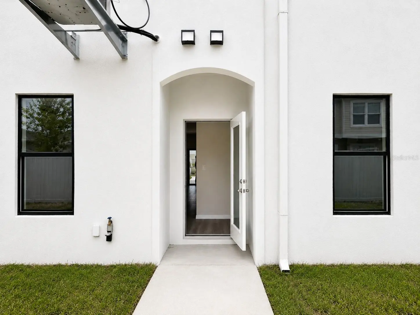 Gardens/diana North Bldg 2 home, photo 7 of 8