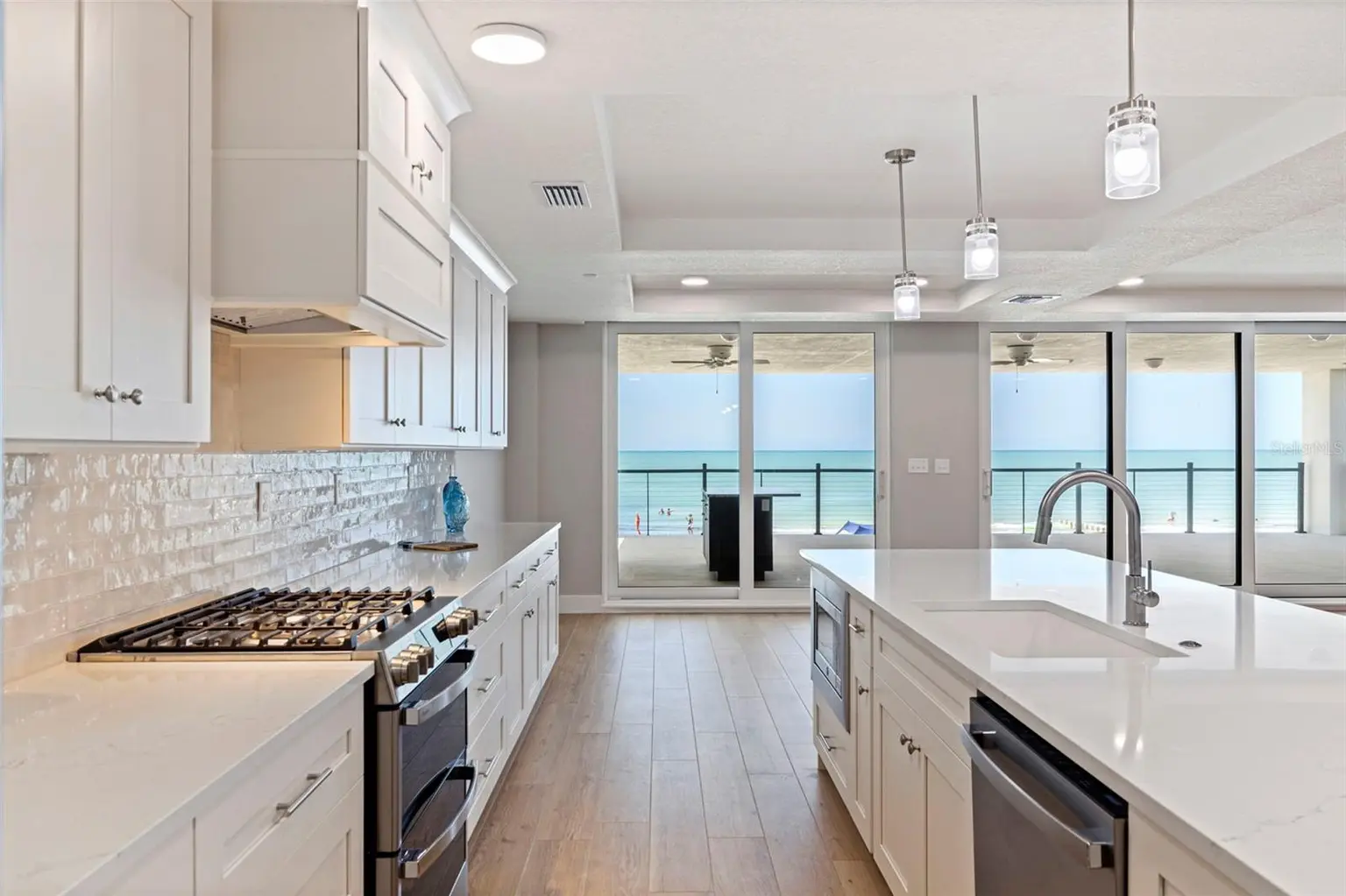 14048 GULF BOULEVARD #201, MADEIRA BEACH, FL, photo 15 of 79