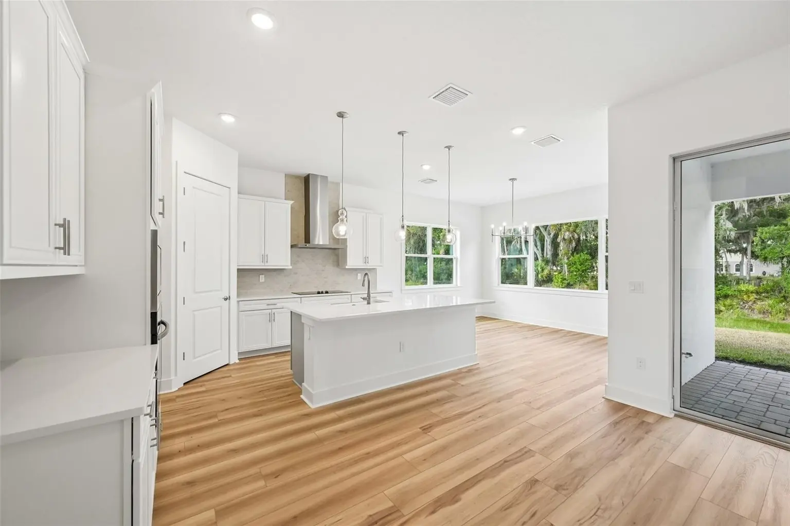 12231 WHITE BLOSSOM COURT, PARRISH, FL, photo 10 of 40