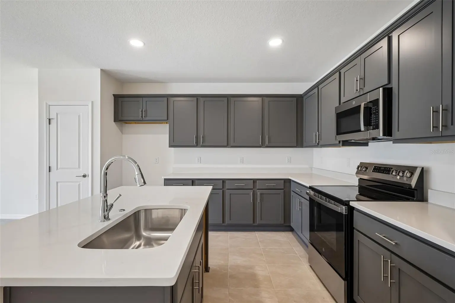 34559 TURPINS AVENUE, ZEPHYRHILLS, FL, photo 10 of 30