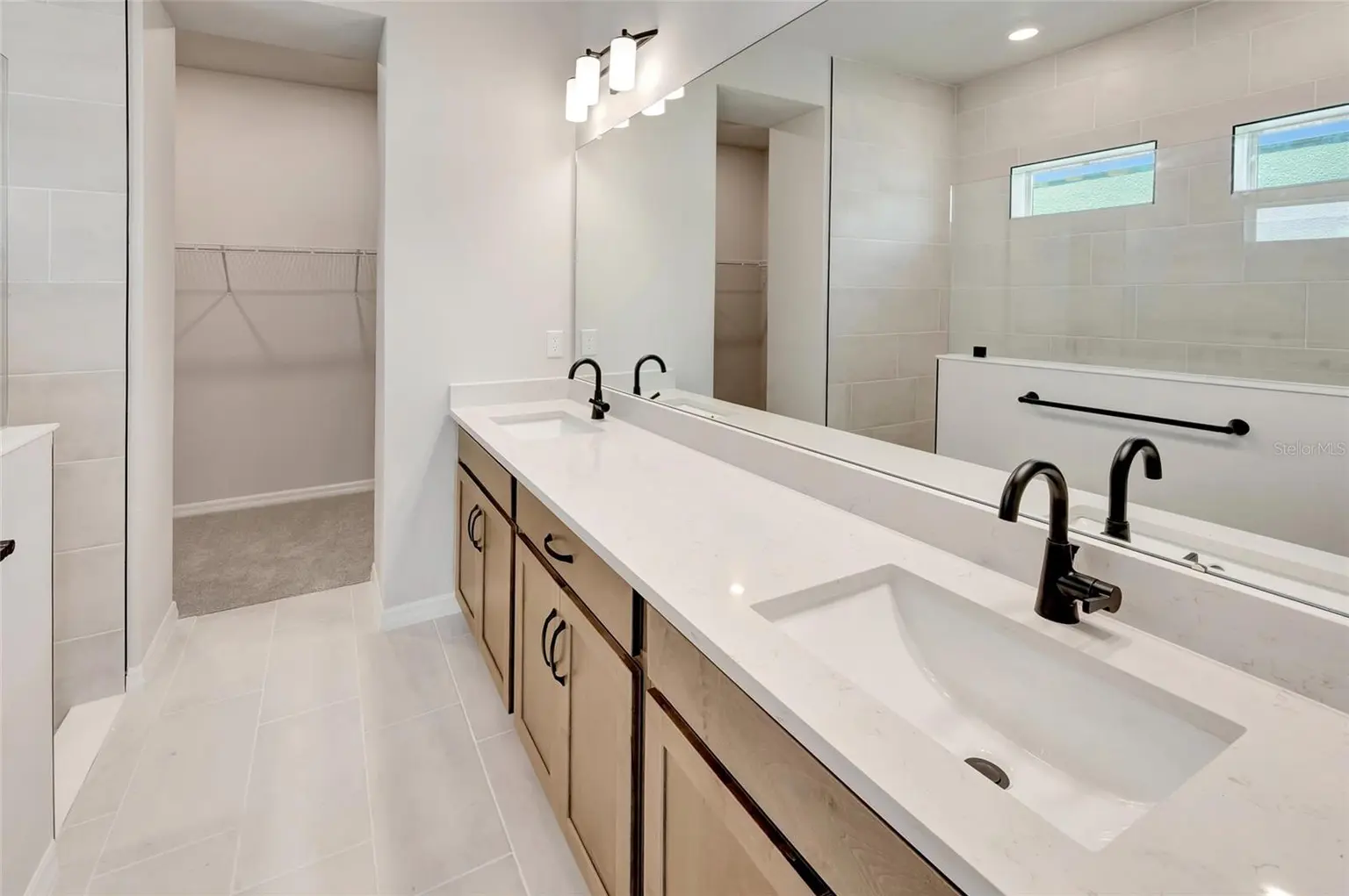 630 KINGSWOOD COURT, BRADENTON, FL, photo 15 of 33