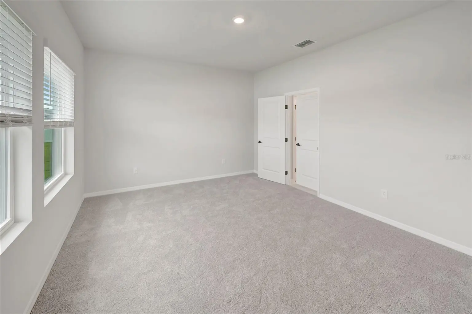 630 KINGSWOOD COURT, BRADENTON, FL, photo 21 of 33