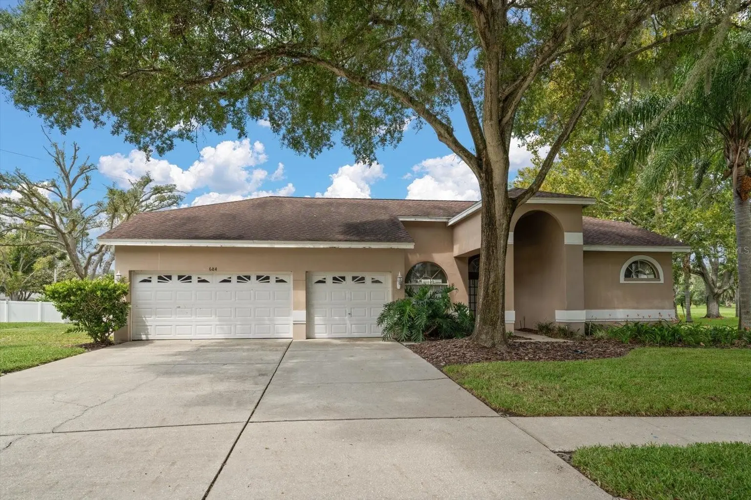 684 SAMANTHA DRIVE, PALM HARBOR, FL, photo 2 of 29