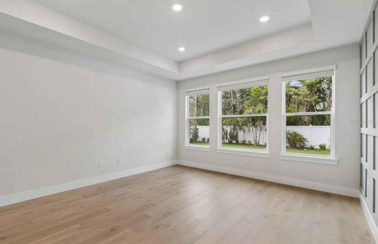 1002 W CHARTER STREET, TAMPA, FL, photo 20 of 21