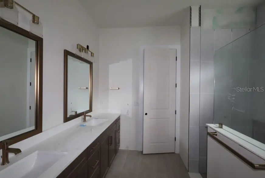 1002 W CHARTER STREET, TAMPA, FL, photo 14 of 21