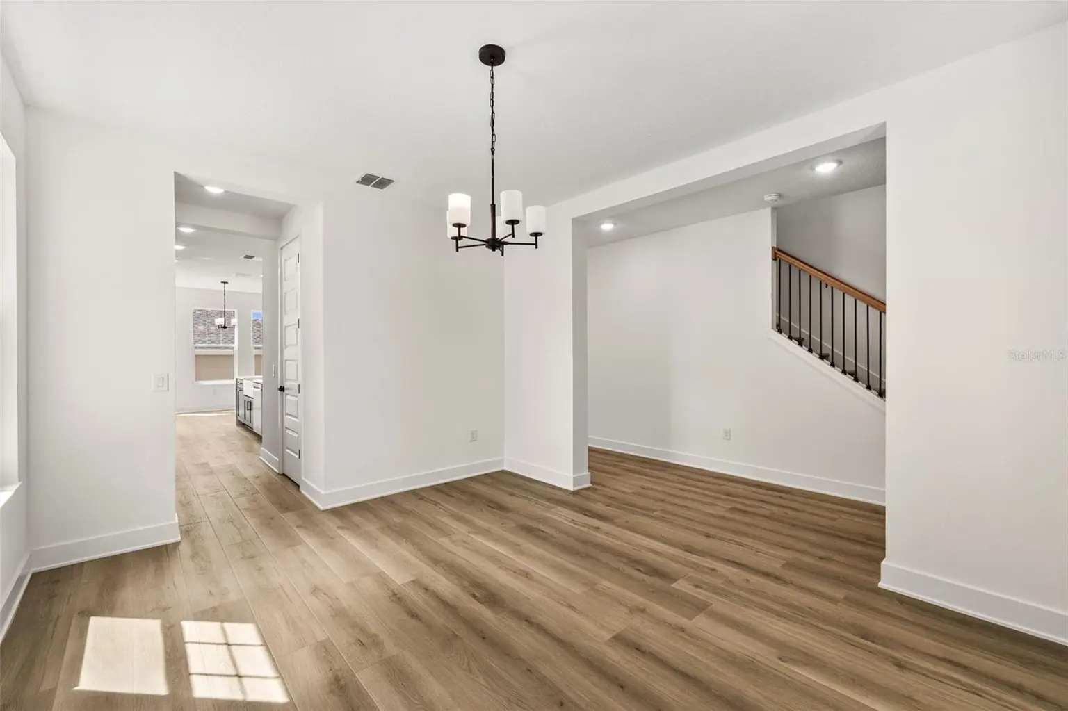 324 37TH AVENUE, ST PETERSBURG, FL, photo 15 of 42