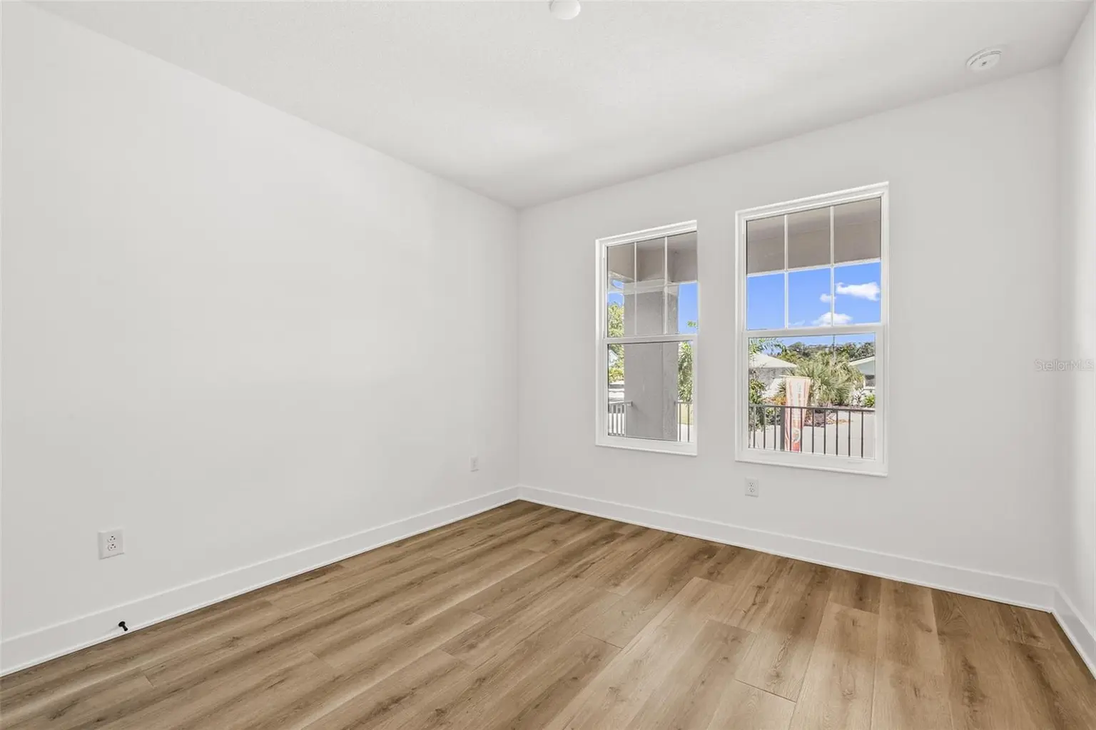 324 37TH AVENUE, ST PETERSBURG, FL, photo 18 of 42