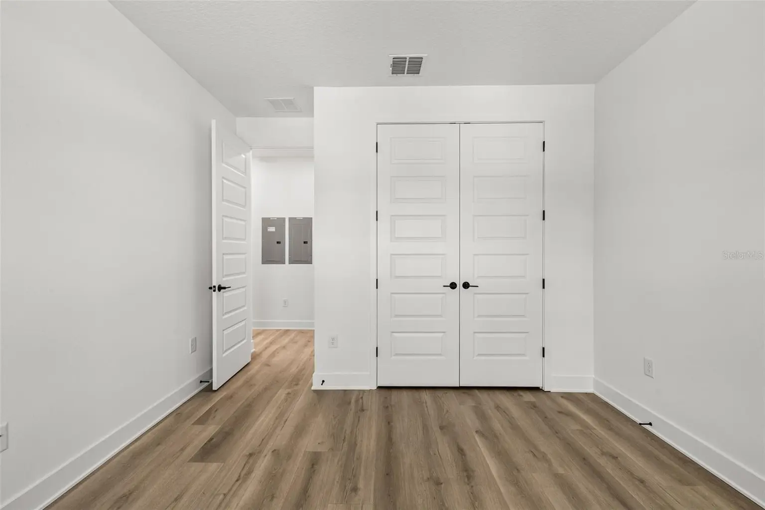 324 37TH AVENUE, ST PETERSBURG, FL, photo 19 of 42