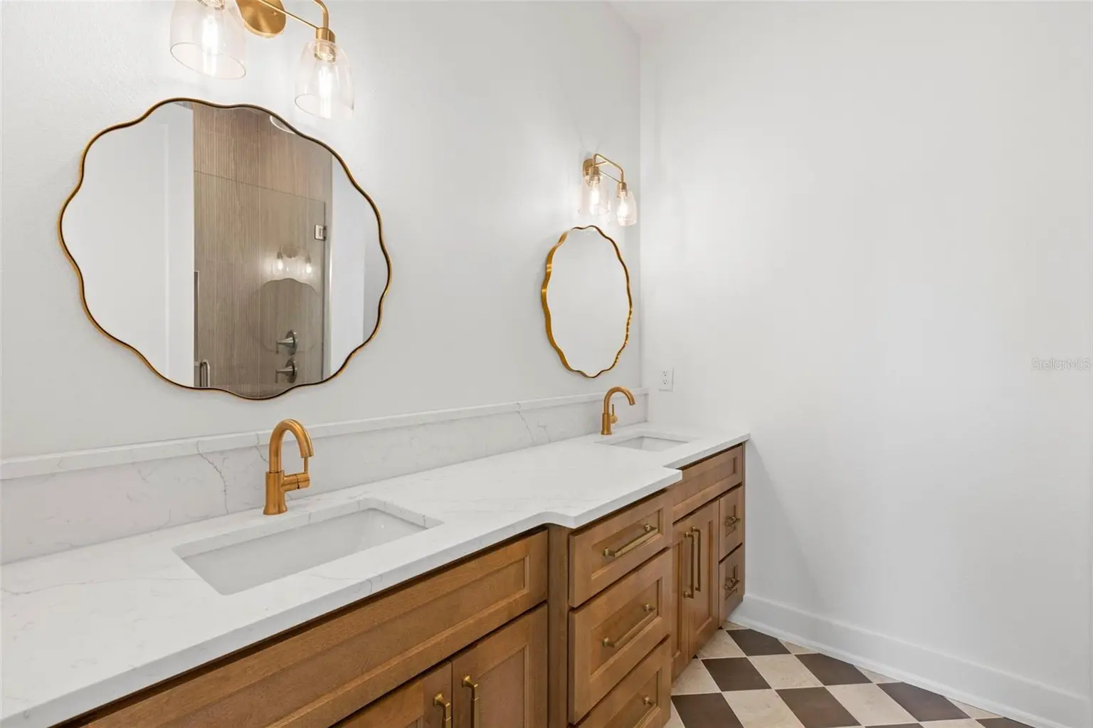 1868 MISSISSIPPI AVENUE NE, ST PETERSBURG, FL, photo 18 of 36
