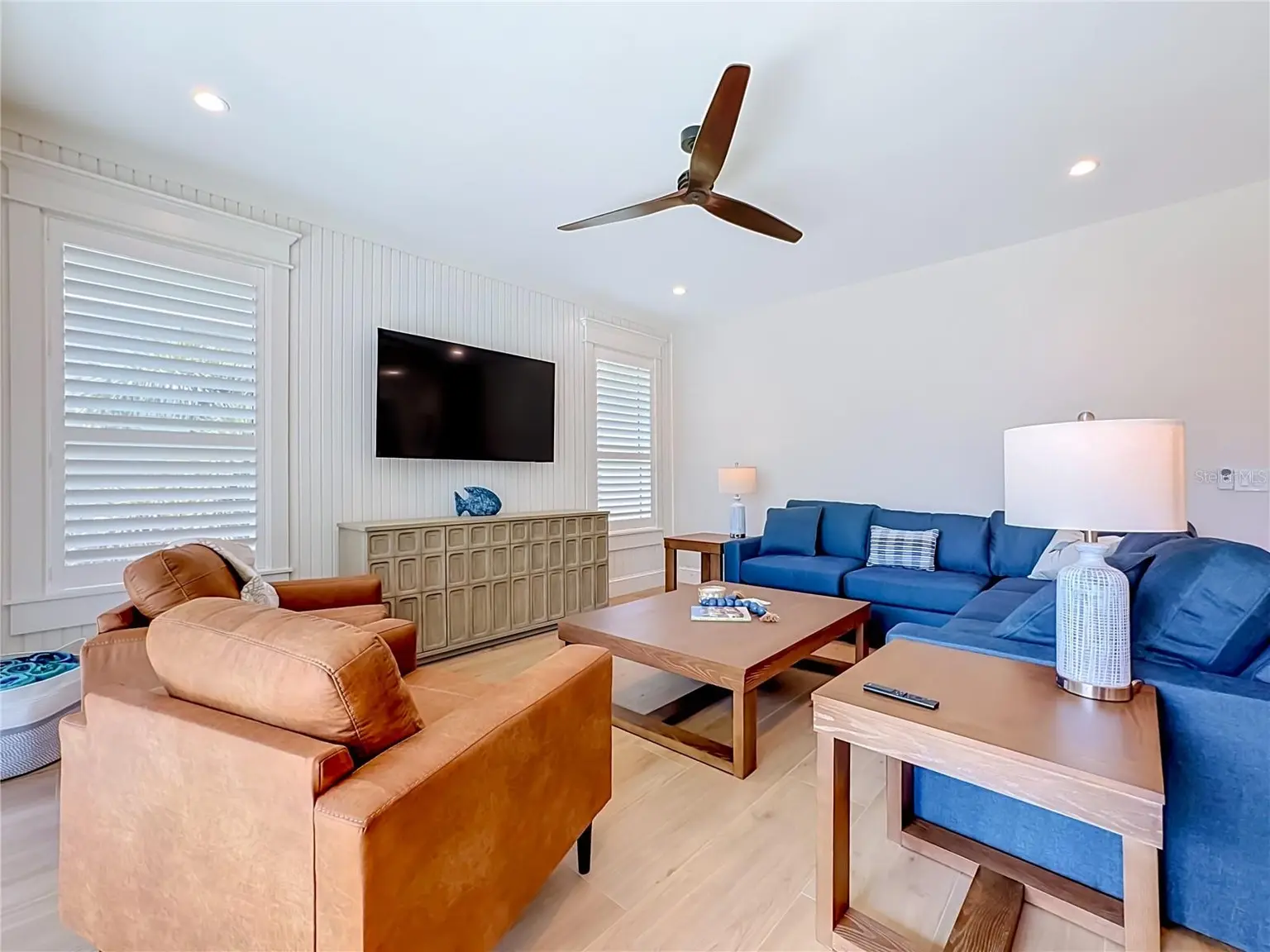 2918 GULF DRIVE, HOLMES BEACH, FL, photo 10 of 92