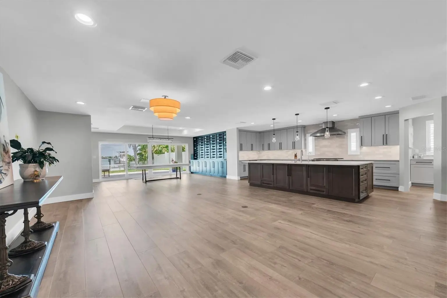 303 N BATH CLUB BOULEVARD N, NORTH REDINGTON BEACH, FL, photo 6 of 70