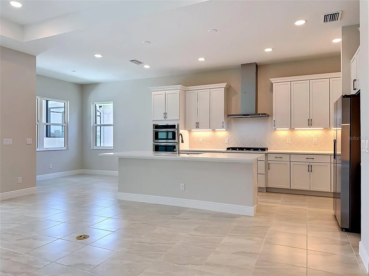 239 MONET TRAIL, BRADENTON, FL, photo 9 of 78