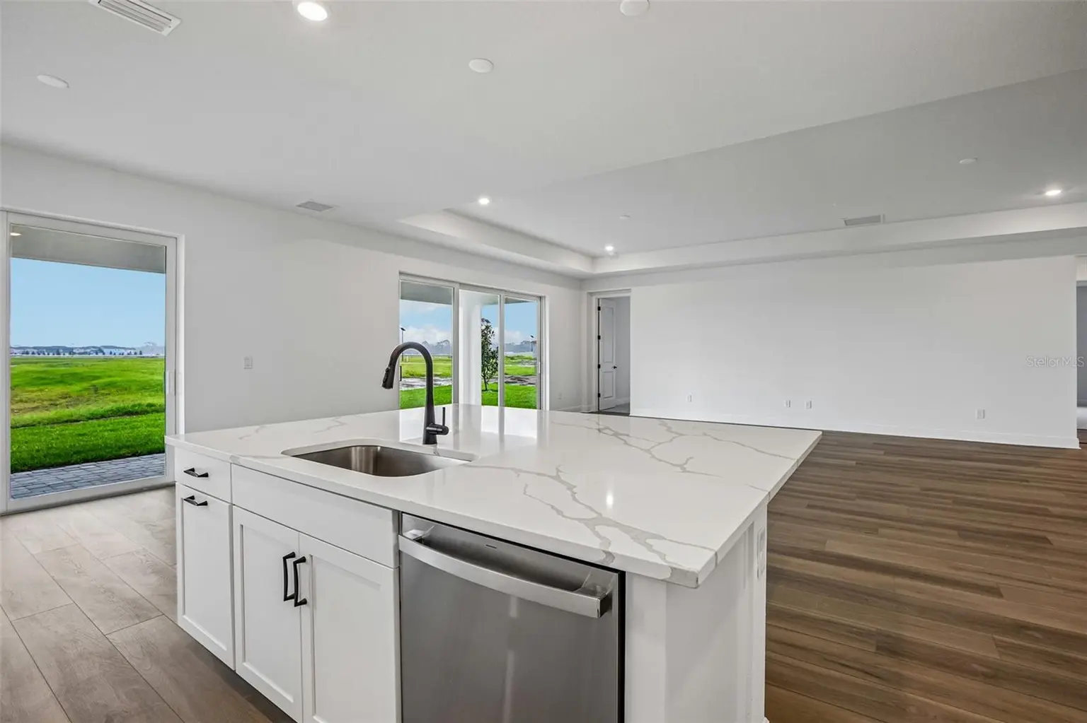 8928 DEEP HORIZON LOOP, PARRISH, FL, photo 8 of 39