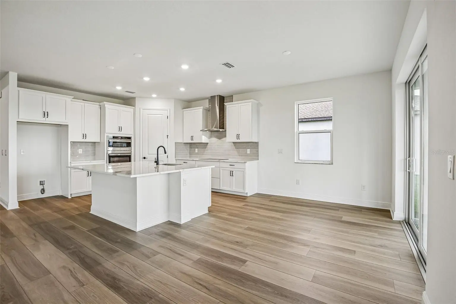 8928 DEEP HORIZON LOOP, PARRISH, FL, photo 9 of 39