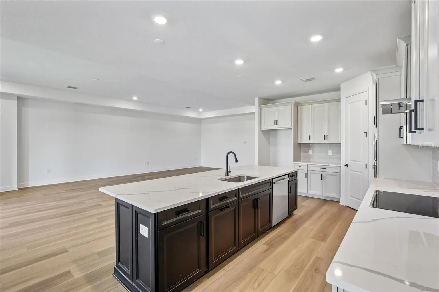 9246 DEEP HORIZON LOOP, PARRISH, FL, photo 7 of 33