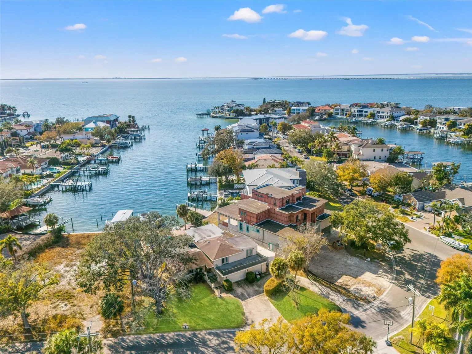 2605 S BEACH DRIVE, TAMPA, FL