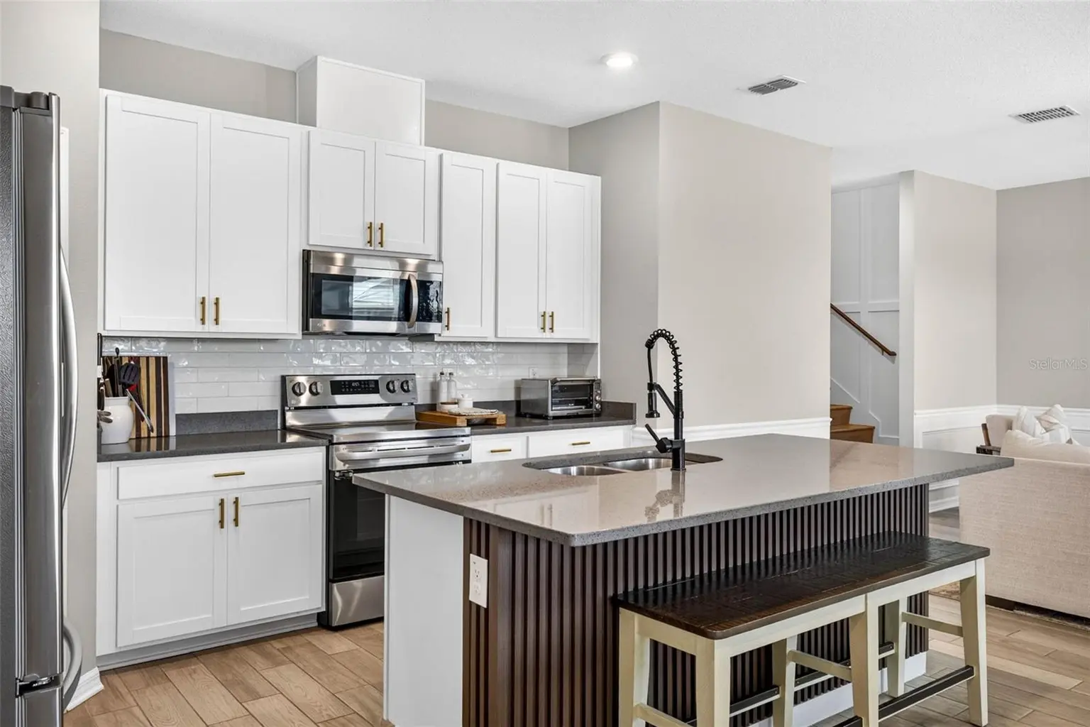 34117 WHITE FOUNTAIN COURT, WESLEY CHAPEL, FL, photo 15 of 100
