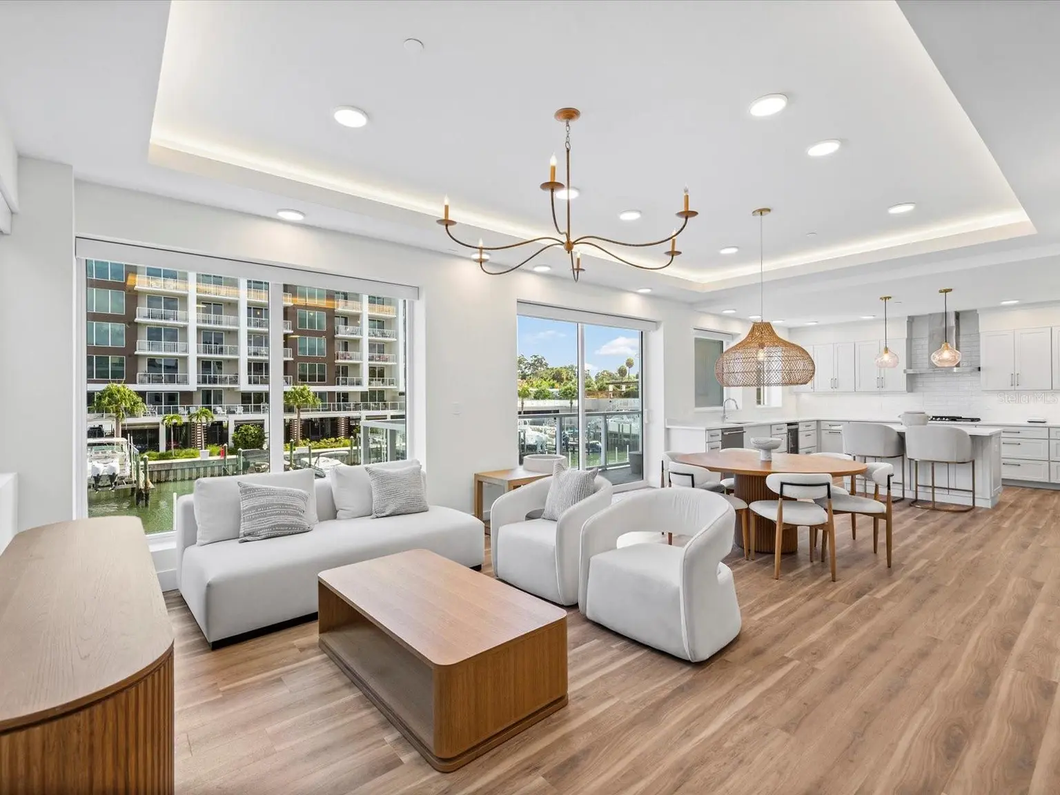 Marina Bay Master Condo home, photo 7 of 8