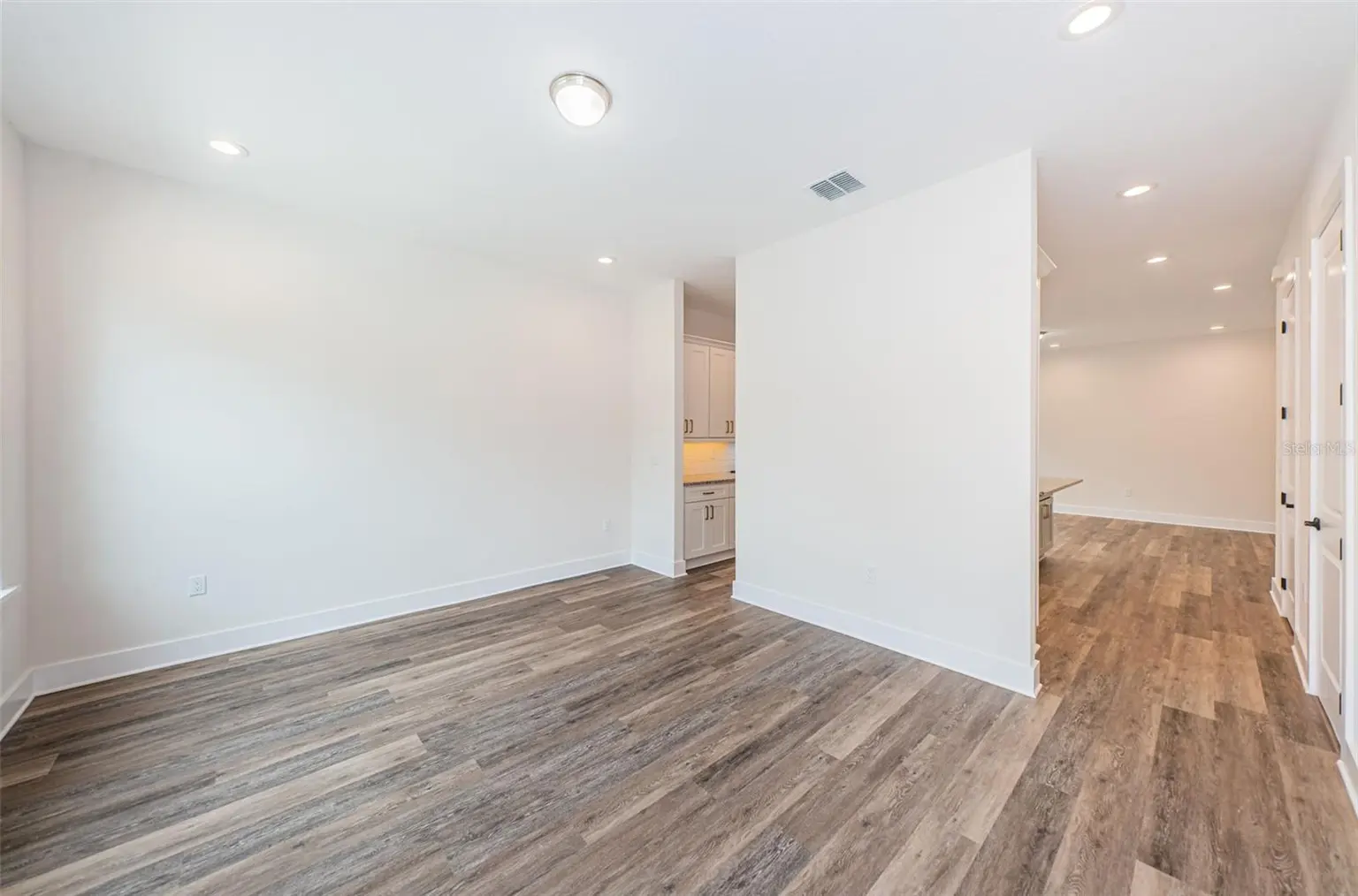 Town/new Port Richey home, photo 8 of 8