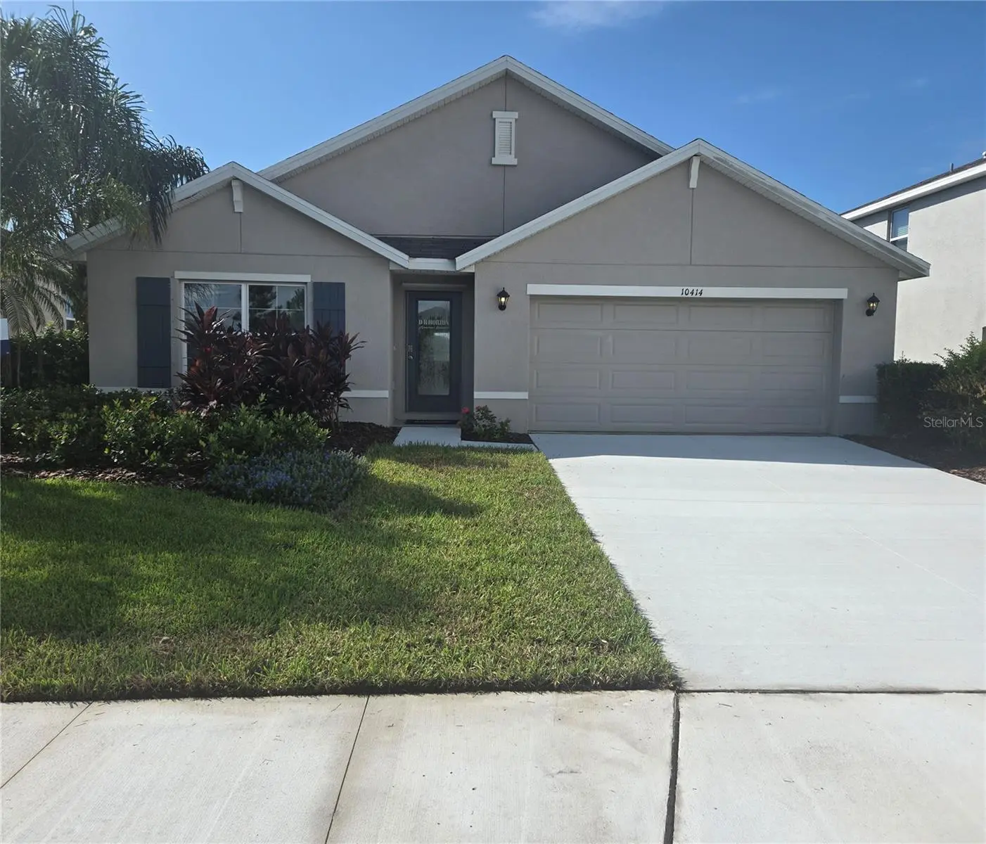Bella Lago home, photo 2 of 8