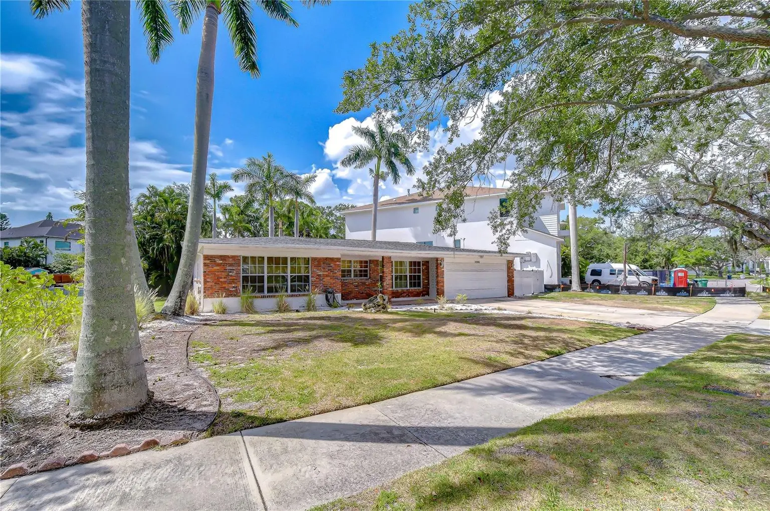5006 W DICKENS AVENUE, TAMPA, FL