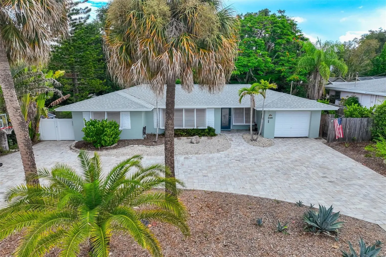 326 MEHLENBACHER ROAD, BELLEAIR, FL