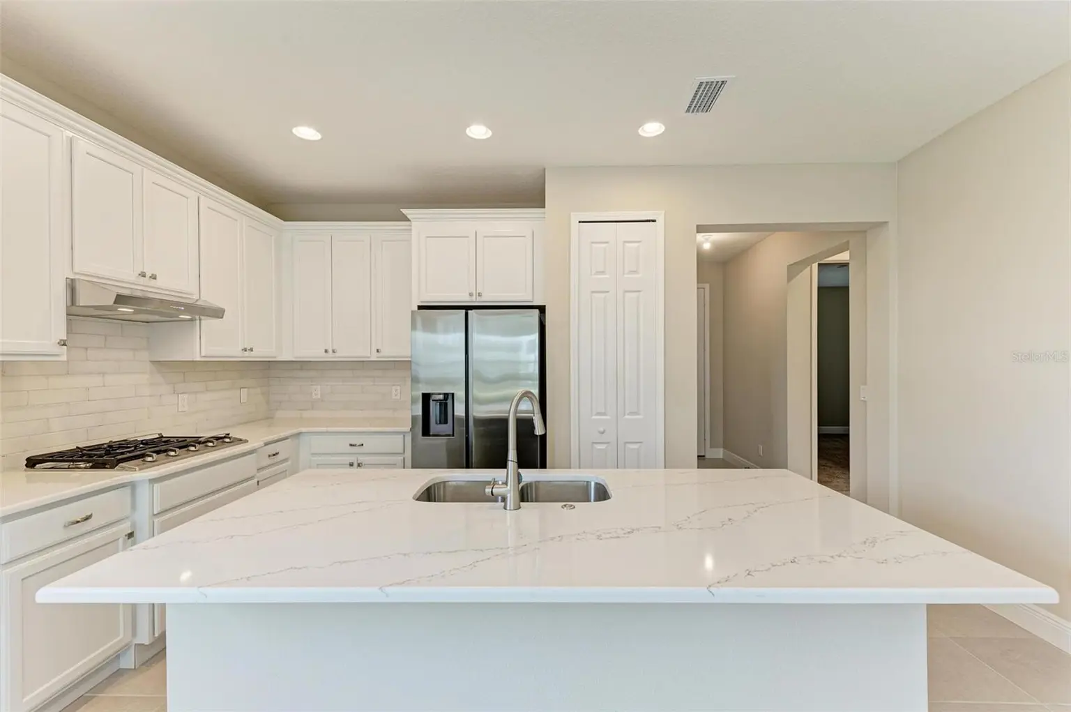 149 OKEEFFE CIRCLE, BRADENTON, FL, photo 7 of 41