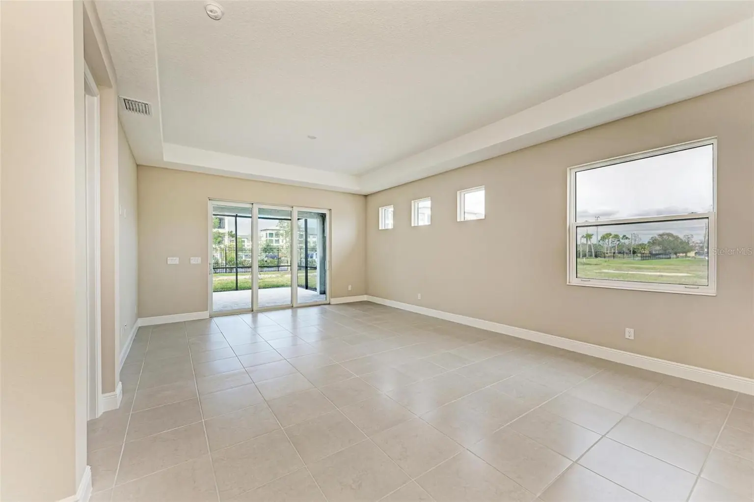 149 OKEEFFE CIRCLE, BRADENTON, FL, photo 12 of 41